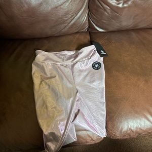 Converse Himalayan Salt leggings